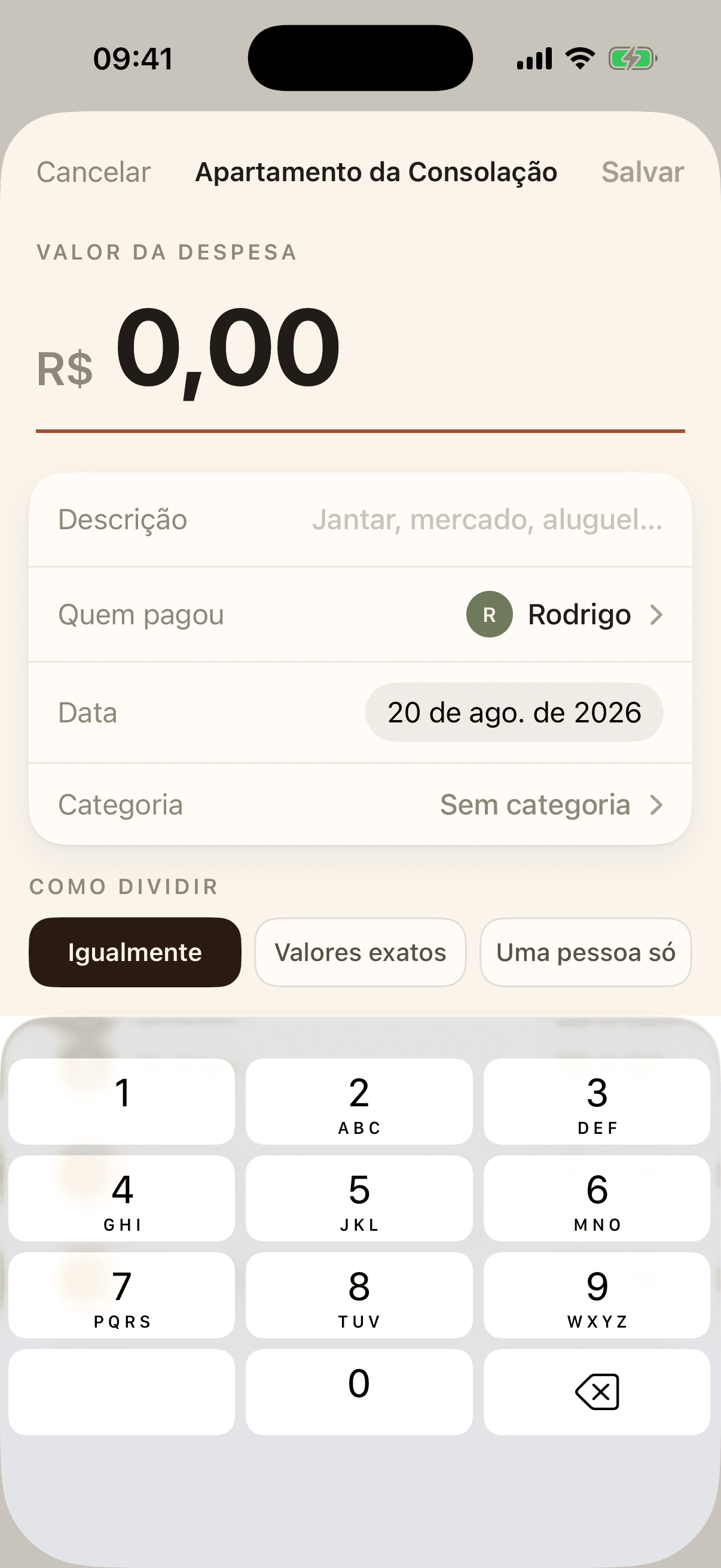 Tela de nova despesa, com valor, descrição, quem pagou e o modo de divisão.