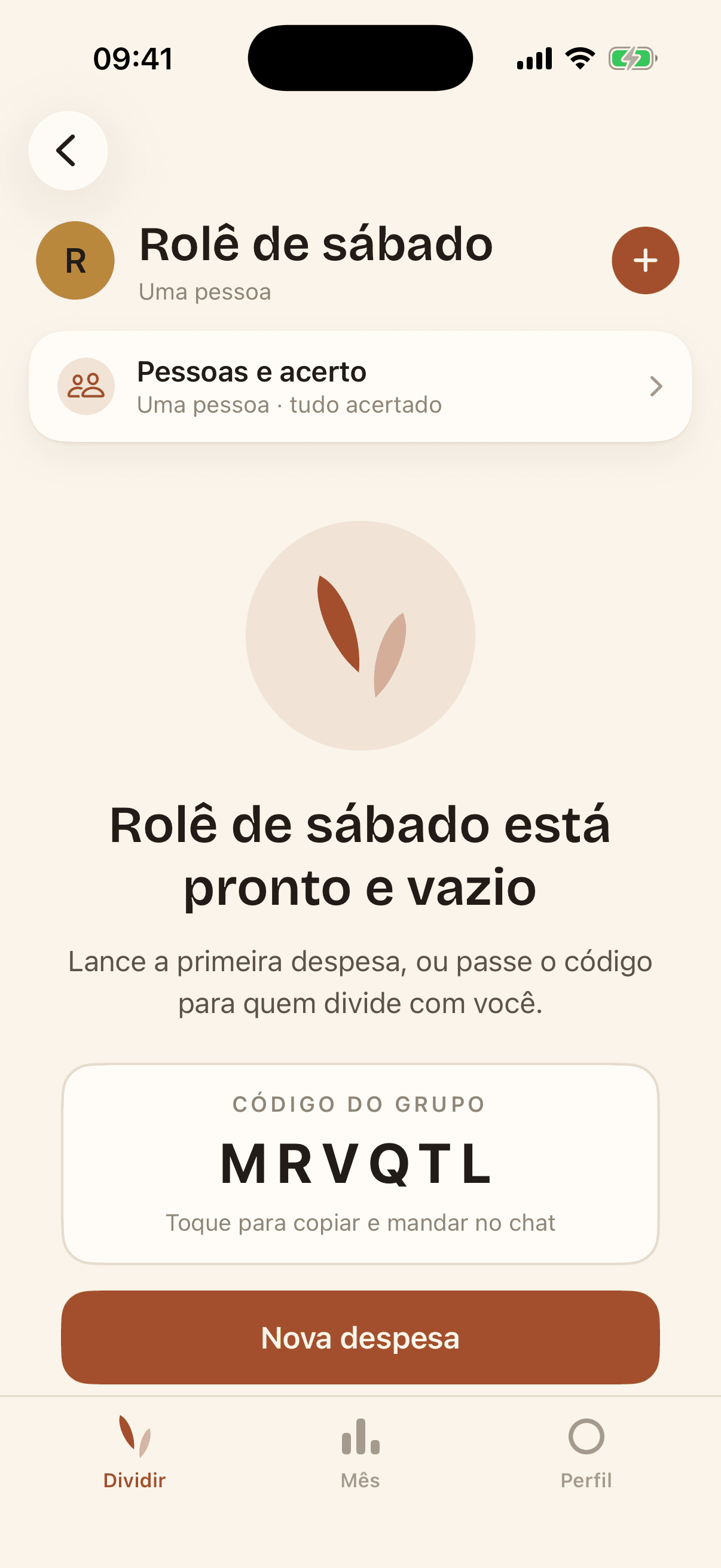 Grupo recém-criado, mostrando o código de seis letras e a opção de adicionar alguém pelo nome.